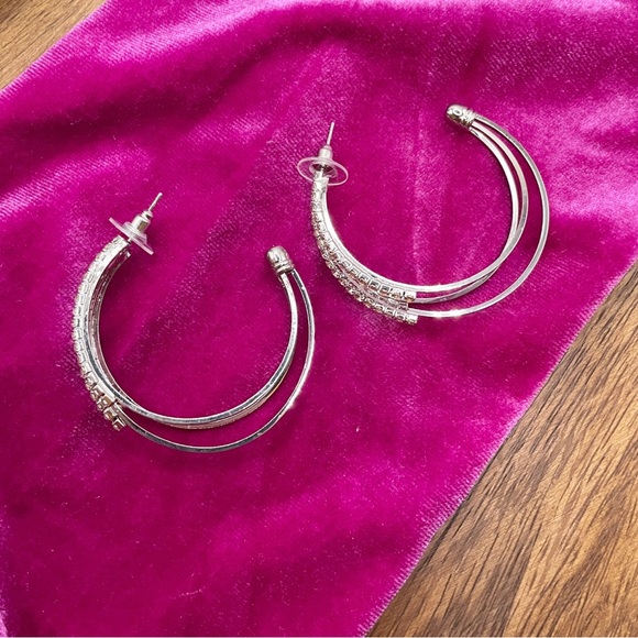 New Silver Rhinestone Fashion Earrings Double Hoop Earrings - Picture 4 of 5